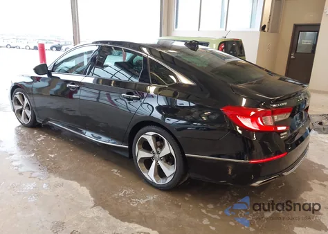 2018 Honda Accord Touring 2.0T from USA, damaged, VIN 1HGCV2F9XJA032905